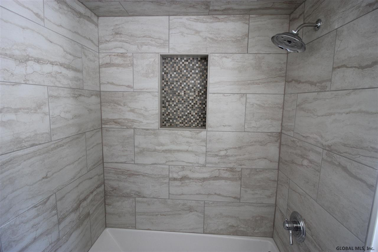 2378 Cayuga Road Niskayuna, NY 12309 - Photo 20 of 30 Photo 20