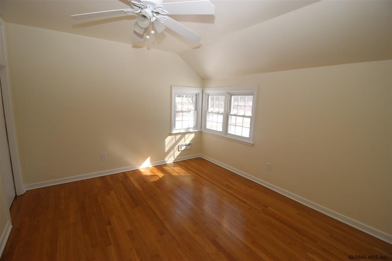 2378 Cayuga Road Niskayuna, NY 12309 - Photo 24 of 30 Photo 24