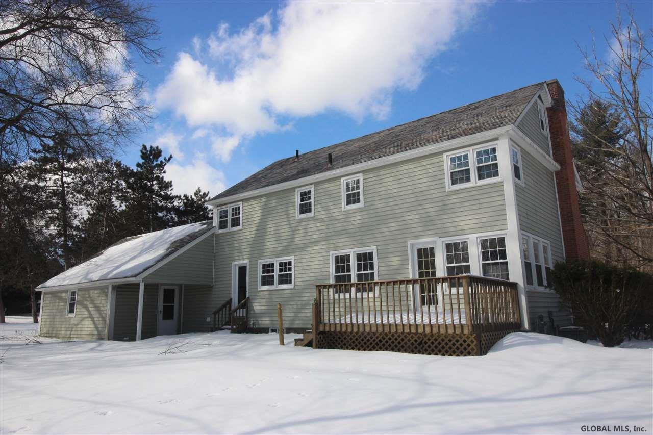 2378 Cayuga Road Niskayuna, NY 12309 - Photo 4 of 30 Photo 4