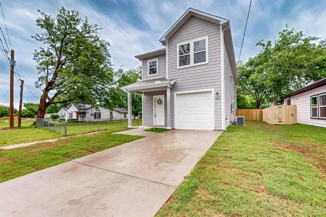 $2,200 | 417 Martin Luther King Jr Drive, Sulphur Springs, TX 75482