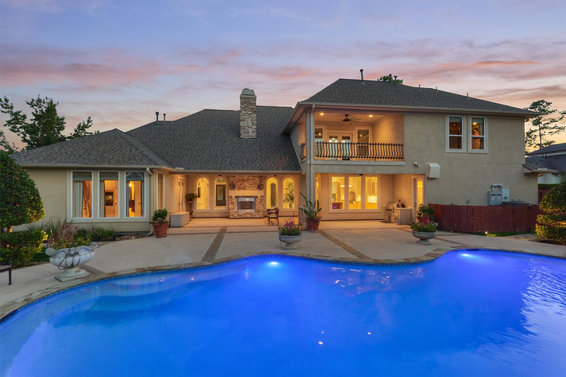 7806 Bent Green Lane Spring, TX 77389 - Photo 42 of 50 a view of a house with swimming pool and sitting area