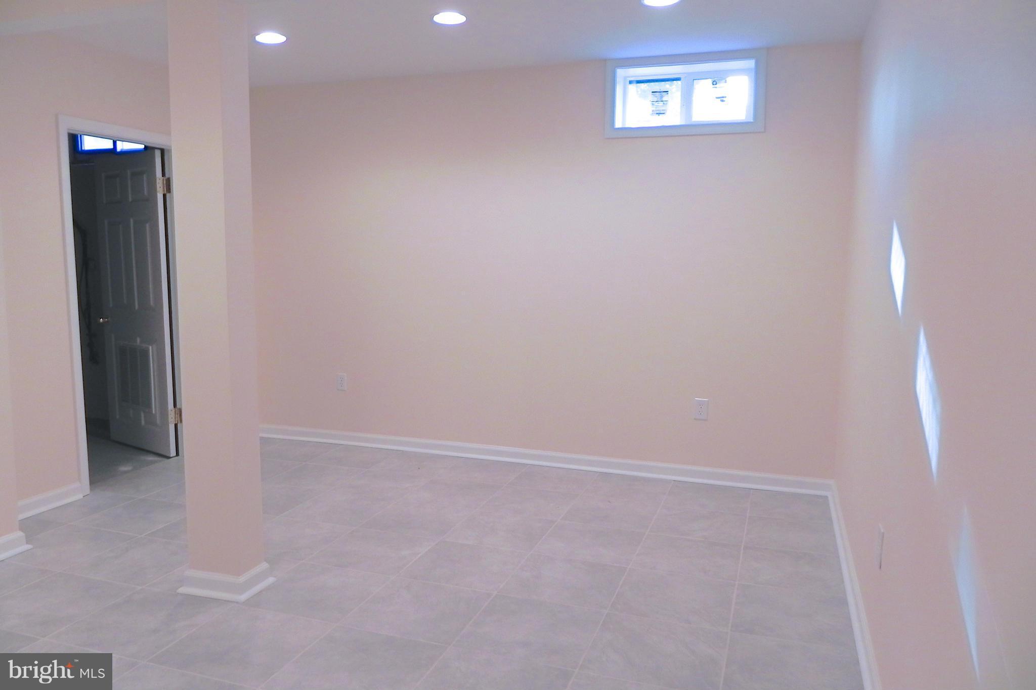 7851 Burnside Road Landover, MD 20785 - Photo 18 of 21 Interior (General)