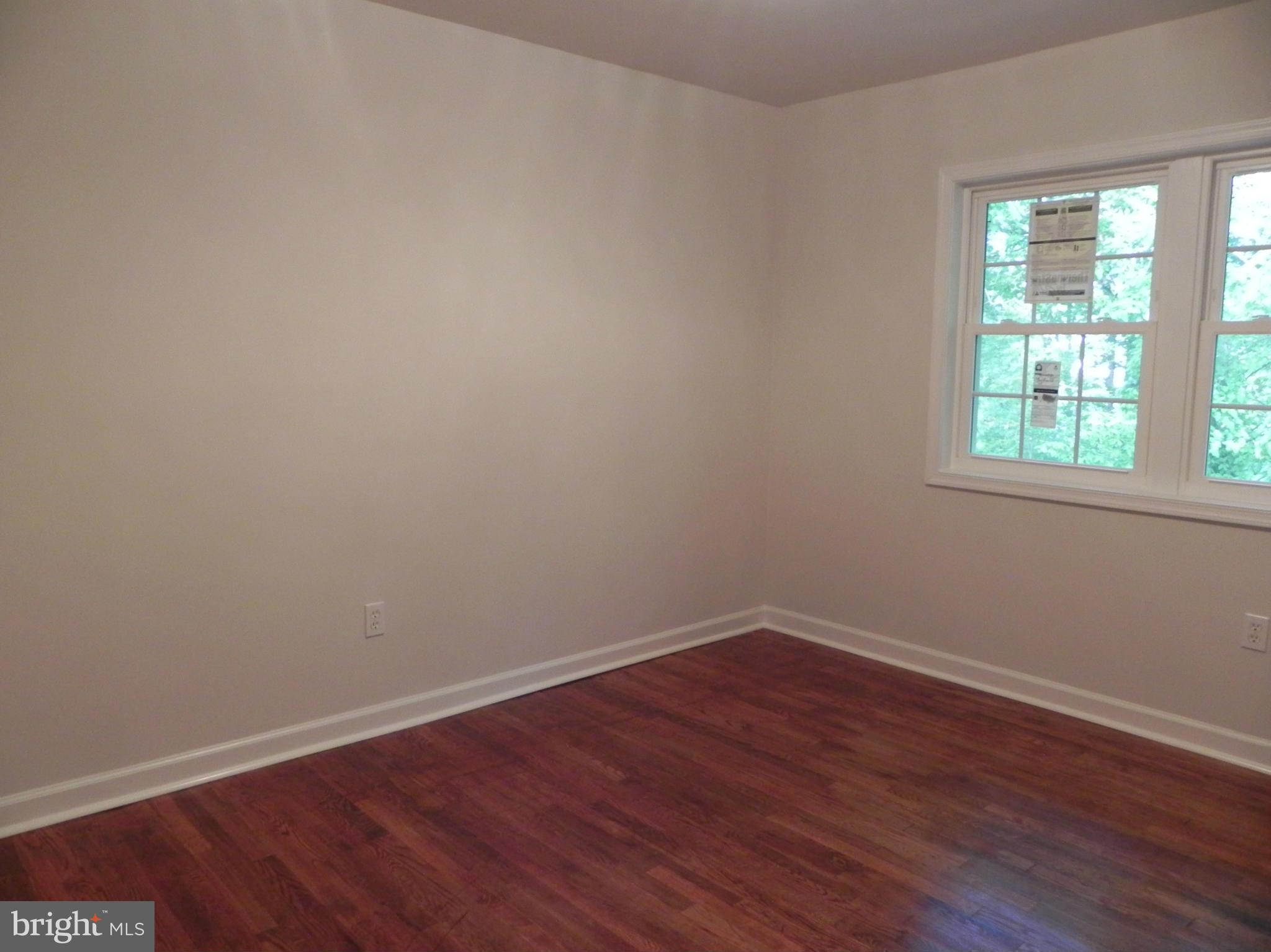 7851 Burnside Road Landover, MD 20785 - Photo 6 of 21 Interior (General)