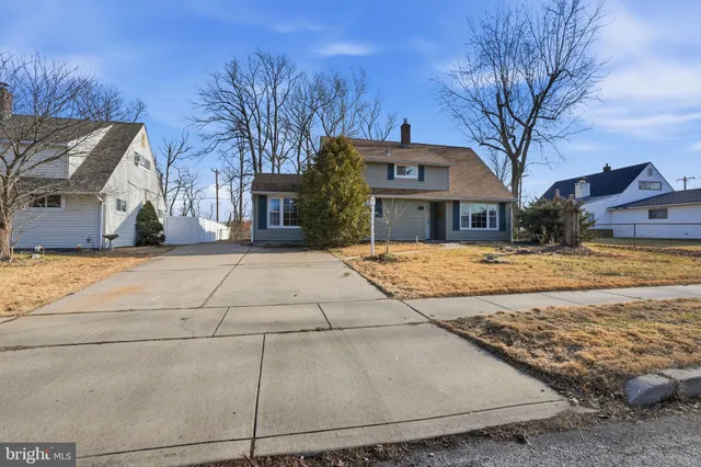 $399,600 | 118 Wildflower Road, Levittown, PA 19057