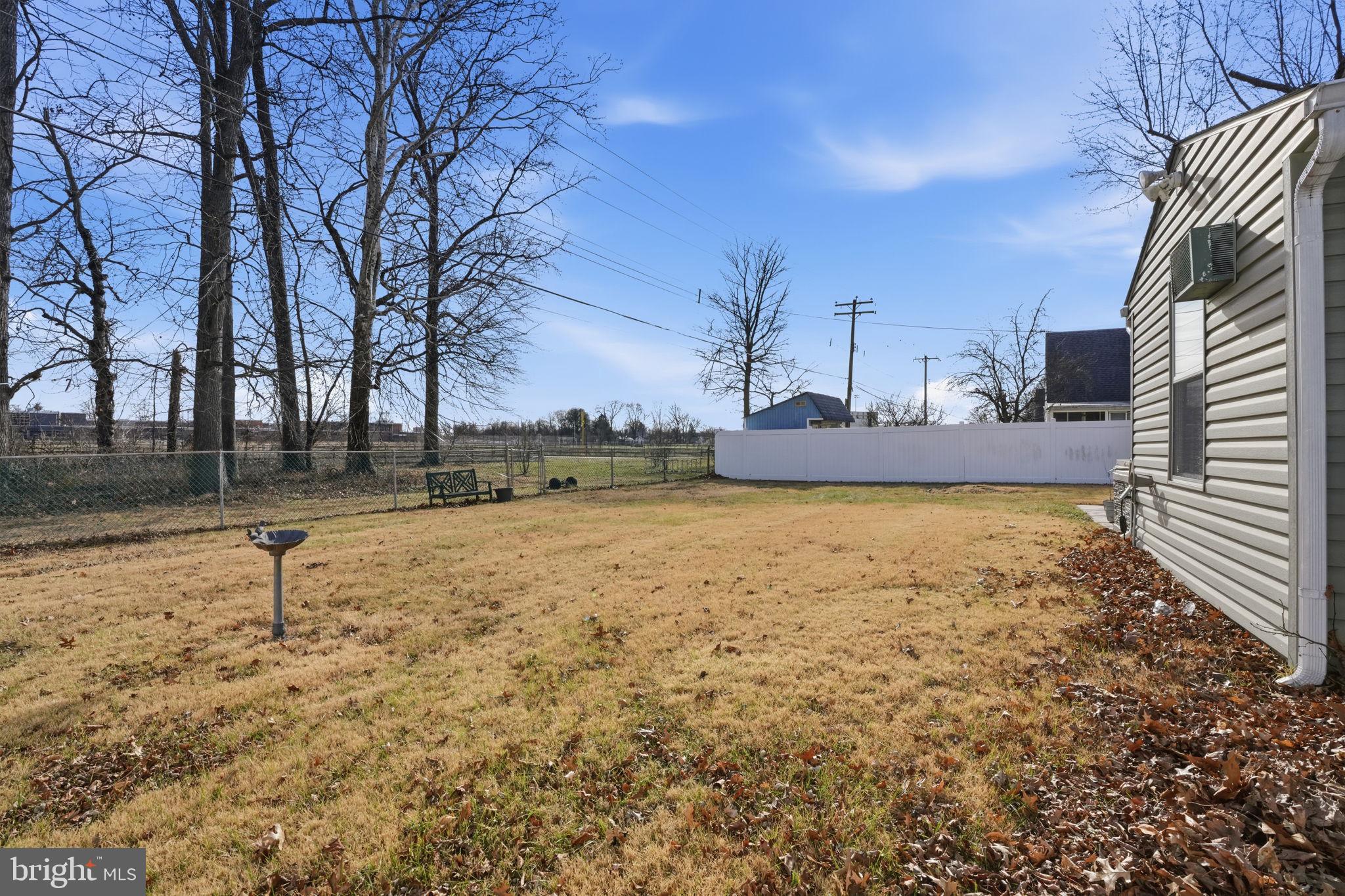 118 Wildflower Road Levittown, PA 19057 - Photo 12 of 35 Gallery Image 12
