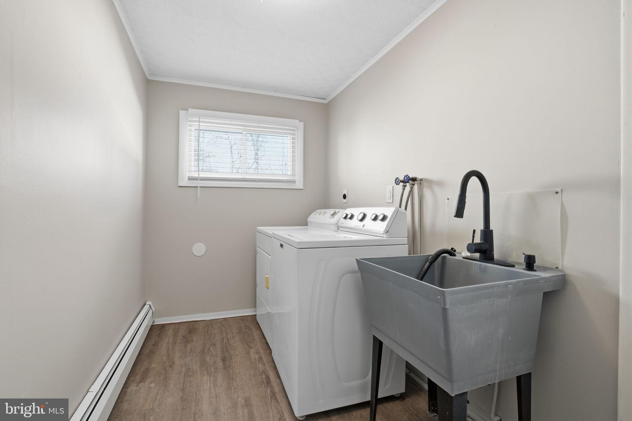 118 Wildflower Road Levittown, PA 19057 - Photo 22 of 35 Gallery Image 22