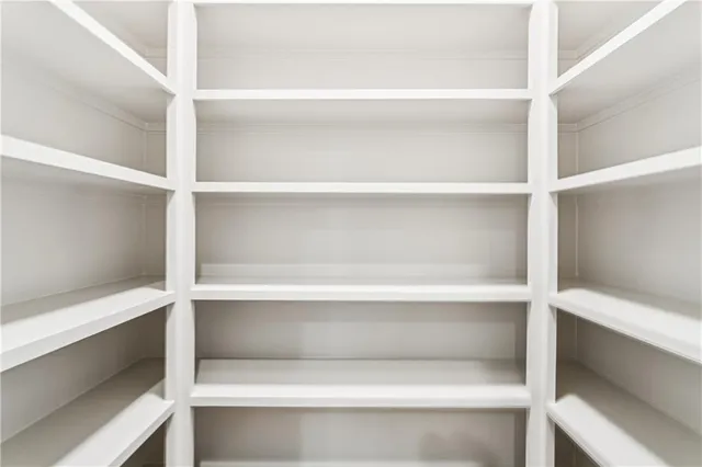 $999,900 | 10303 West 151st Terrace, Overland Park, KS 66221