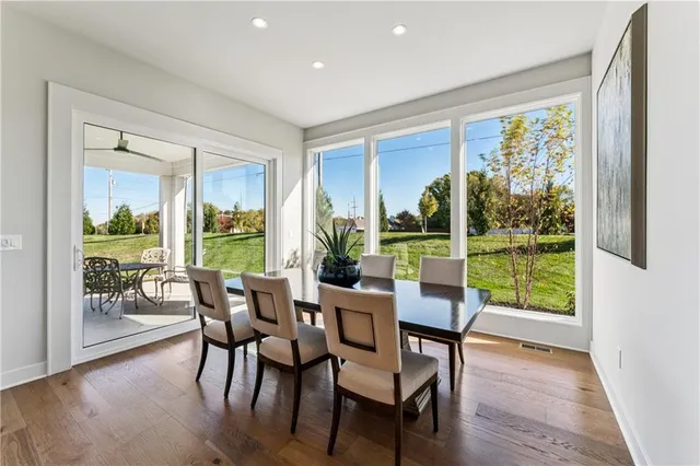 $999,900 | 10303 West 151st Terrace, Overland Park, KS 66221