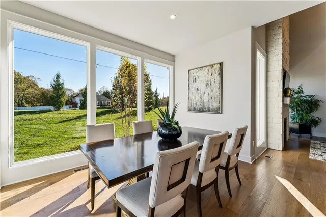 $999,900 | 10303 West 151st Terrace, Overland Park, KS 66221