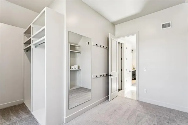 $999,900 | 10303 West 151st Terrace, Overland Park, KS 66221