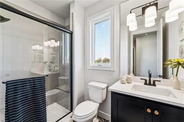 $999,900 | 10303 West 151st Terrace, Overland Park, KS 66221