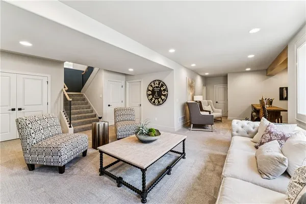 $999,900 | 10303 West 151st Terrace, Overland Park, KS 66221