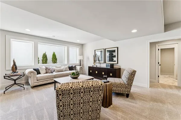 $999,900 | 10303 West 151st Terrace, Overland Park, KS 66221