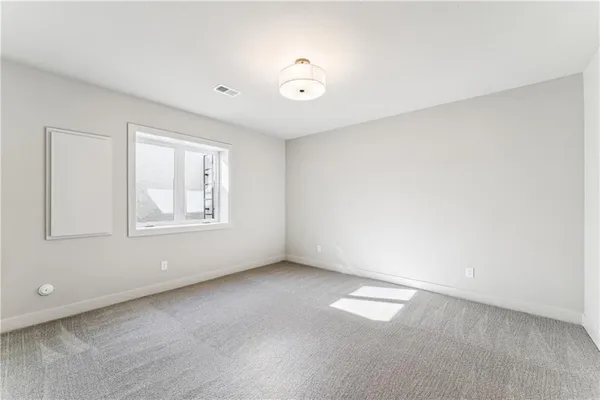 $999,900 | 10303 West 151st Terrace, Overland Park, KS 66221