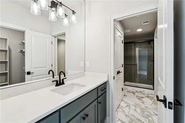 $999,900 | 10303 West 151st Terrace, Overland Park, KS 66221