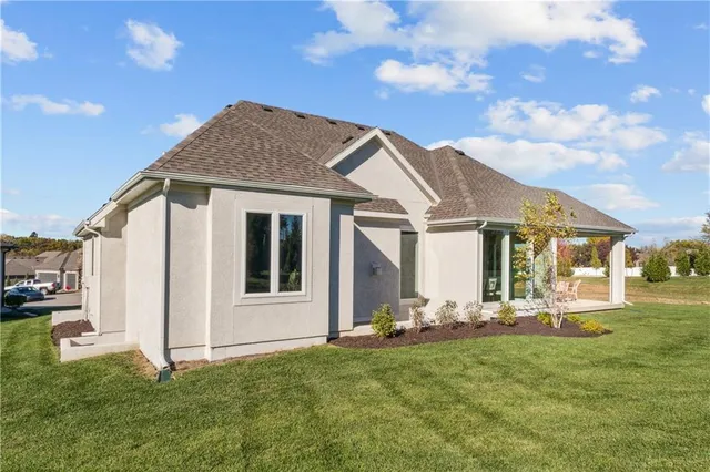 $999,900 | 10303 West 151st Terrace, Overland Park, KS 66221