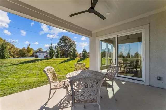 $999,900 | 10303 West 151st Terrace, Overland Park, KS 66221