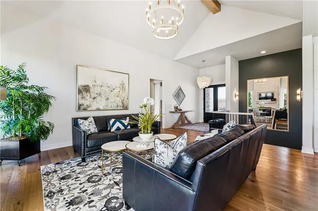 $999,900 | 10303 West 151st Terrace, Overland Park, KS 66221