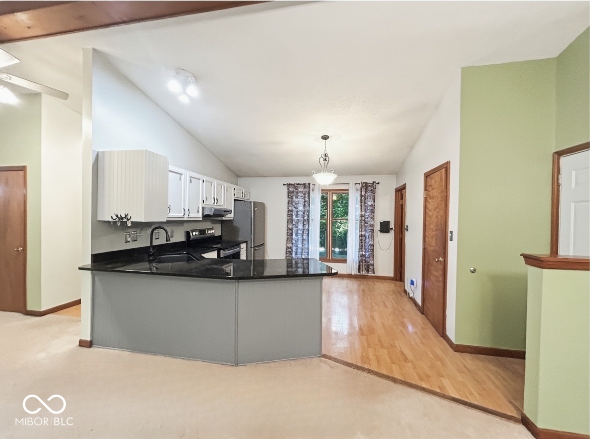 1492 Ranch Trail Martinsville, IN 46151 - Photo 12 of 63