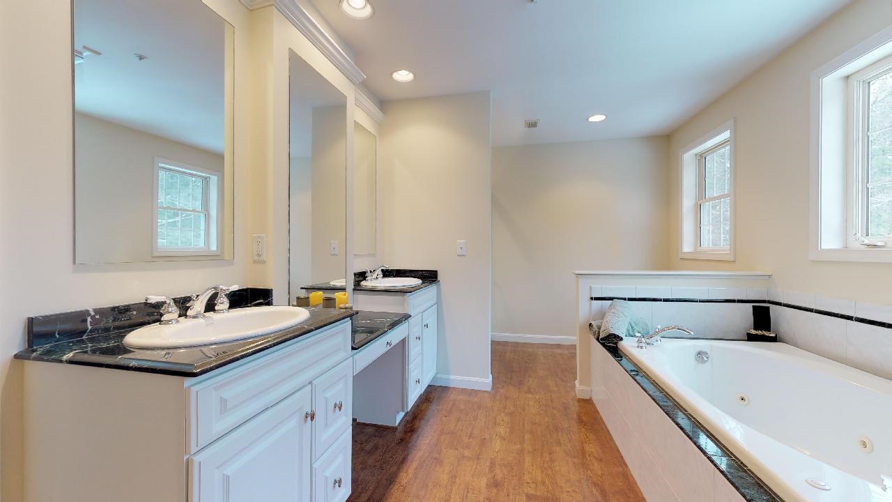 140 Crawford Road Chester, NH 03036 - Photo 20 of 35