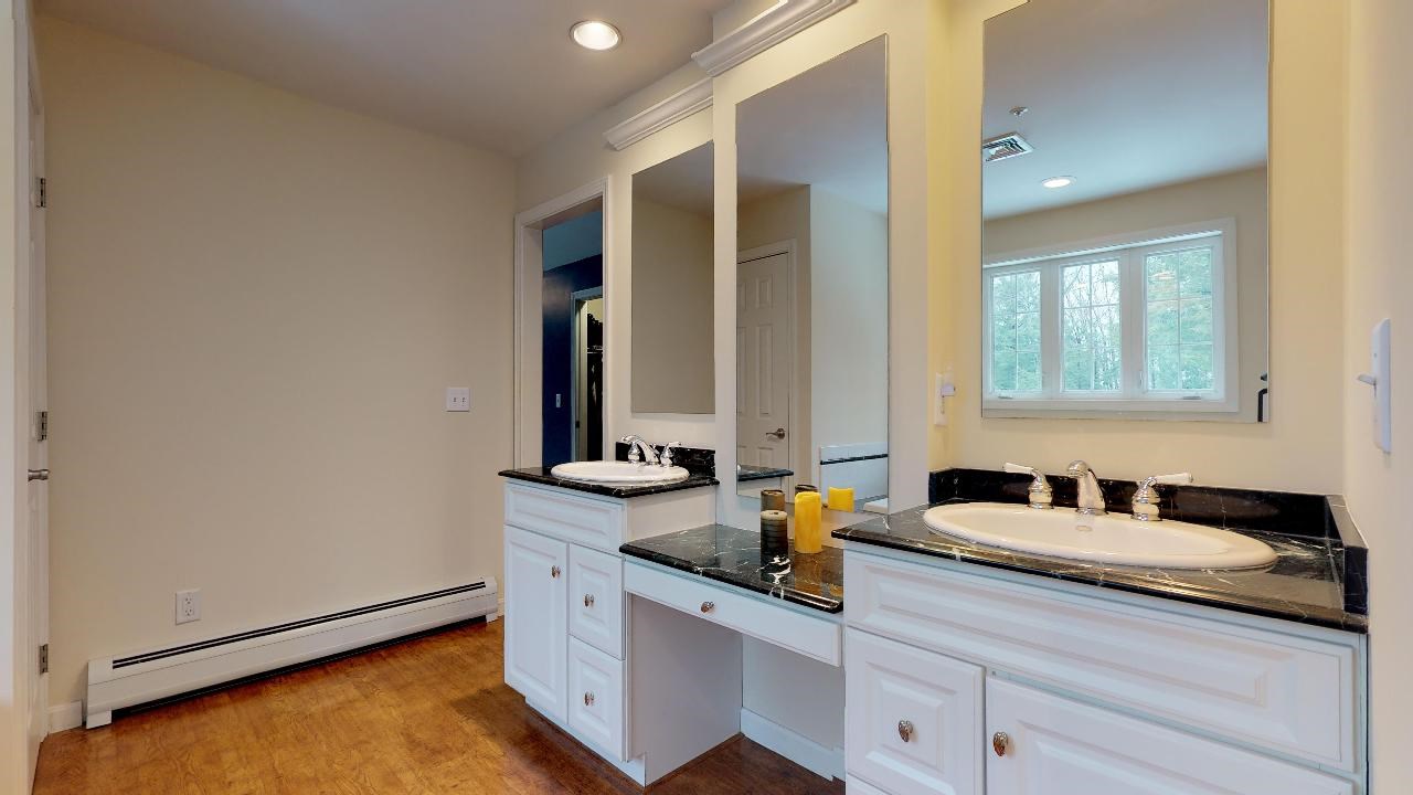 140 Crawford Road Chester, NH 03036 - Photo 21 of 35