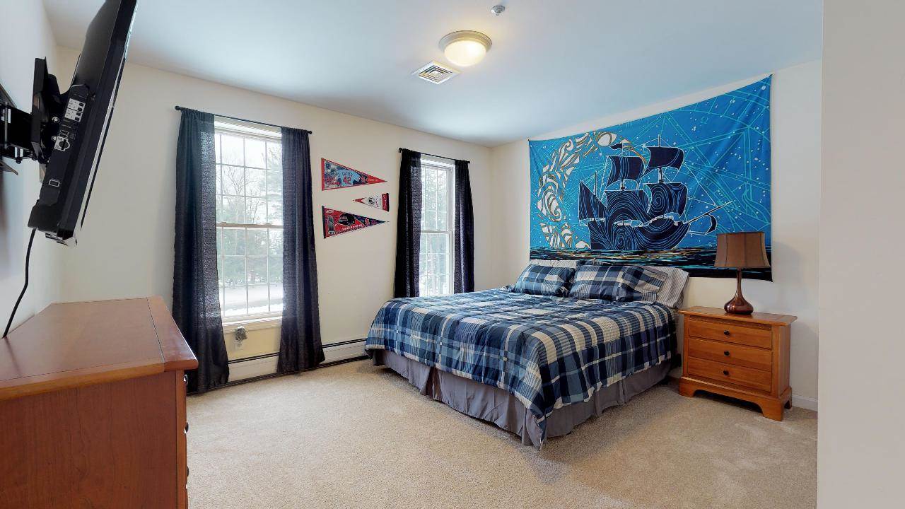 140 Crawford Road Chester, NH 03036 - Photo 24 of 35