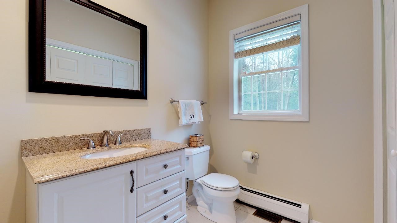 140 Crawford Road Chester, NH 03036 - Photo 26 of 35