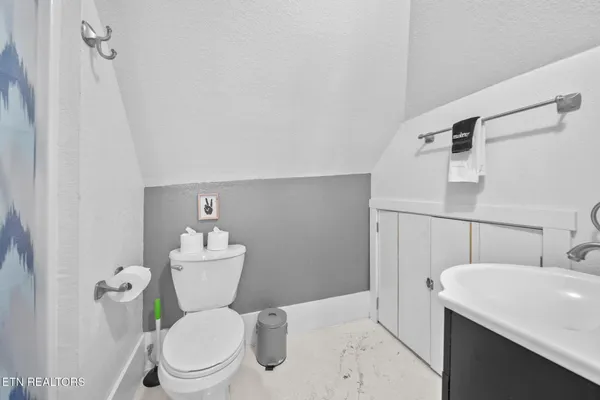 $1,100,000 | 808 North 4th Avenue, Knoxville, TN 37917