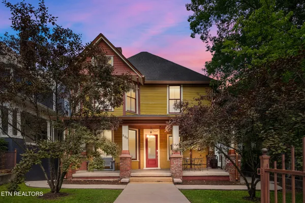 $1,100,000 | 808 North 4th Avenue, Knoxville, TN 37917