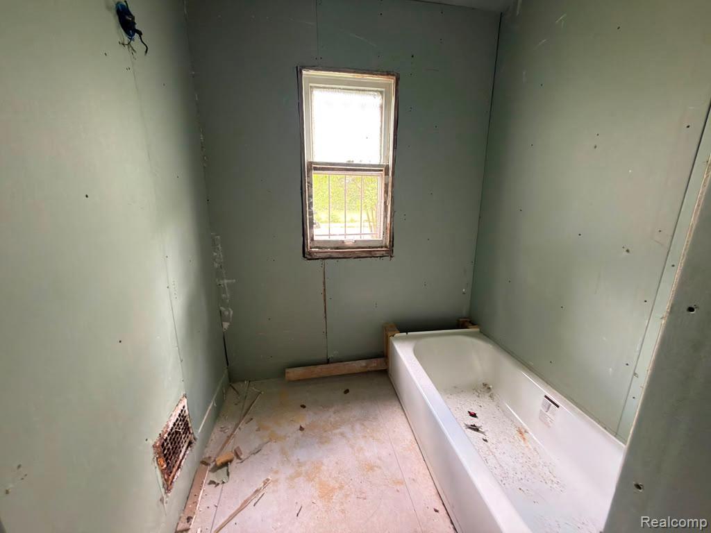 4010 Lawrence Street Detroit, MI 48204 - Photo 8 of 10 Image quality insufficient for description