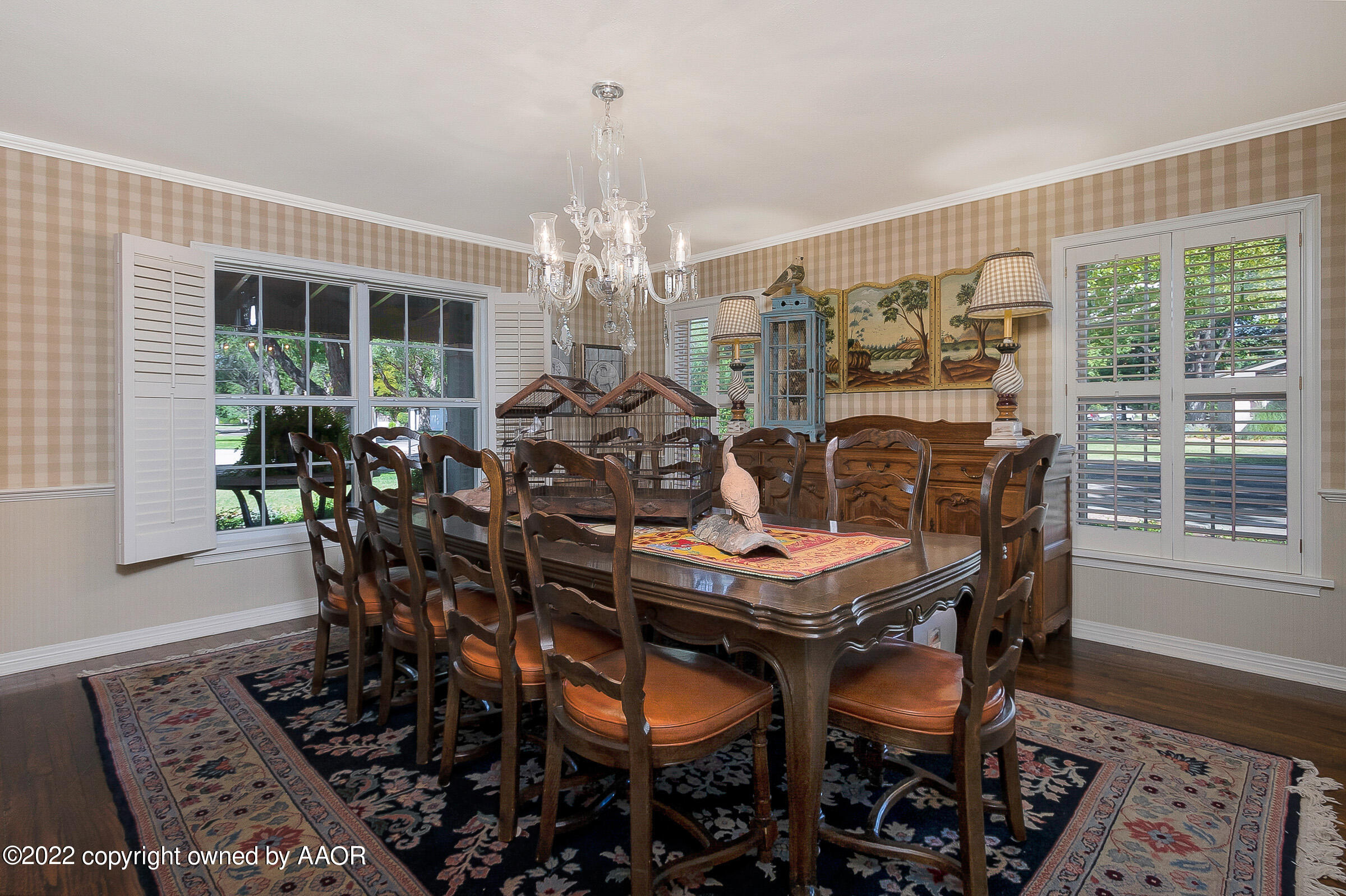 1601 South Austin Street Amarillo, TX 79102 - Photo 18 of 46 a view of a dining room with furniture window and outside view