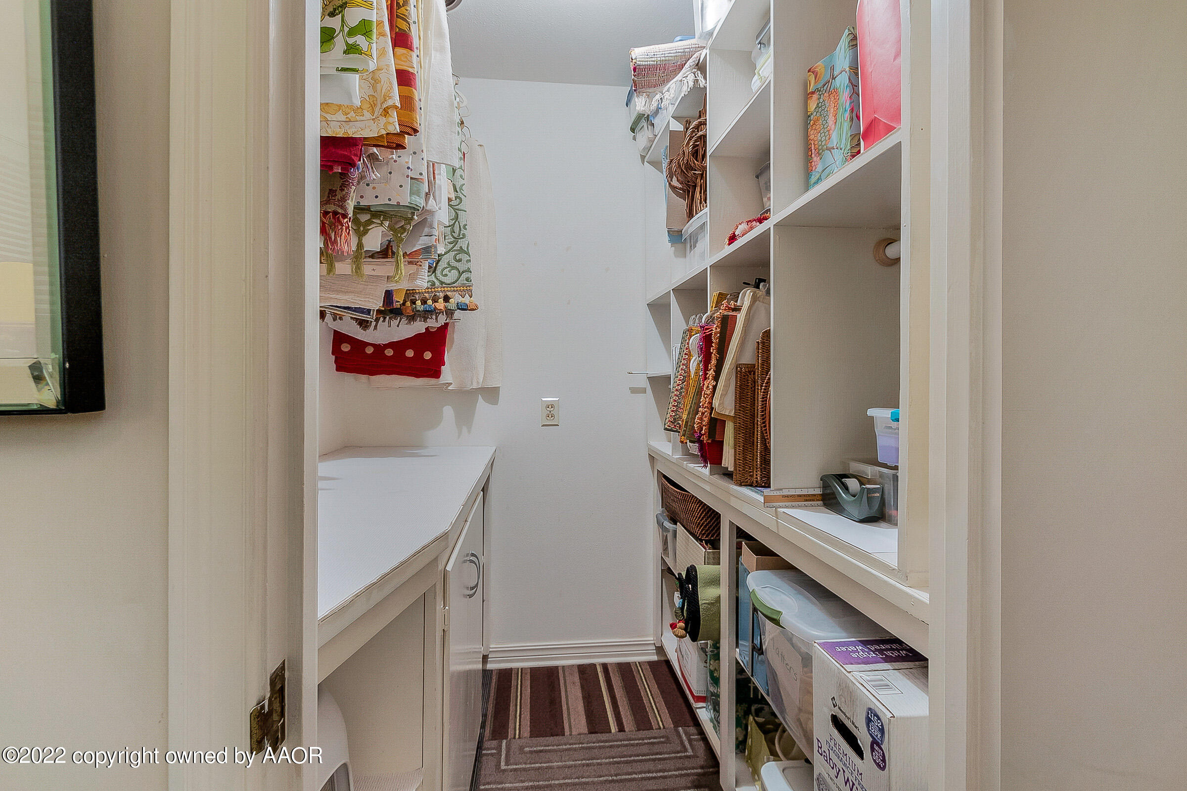 1601 South Austin Street Amarillo, TX 79102 - Photo 34 of 46 a view of an entryway with lots of stuff