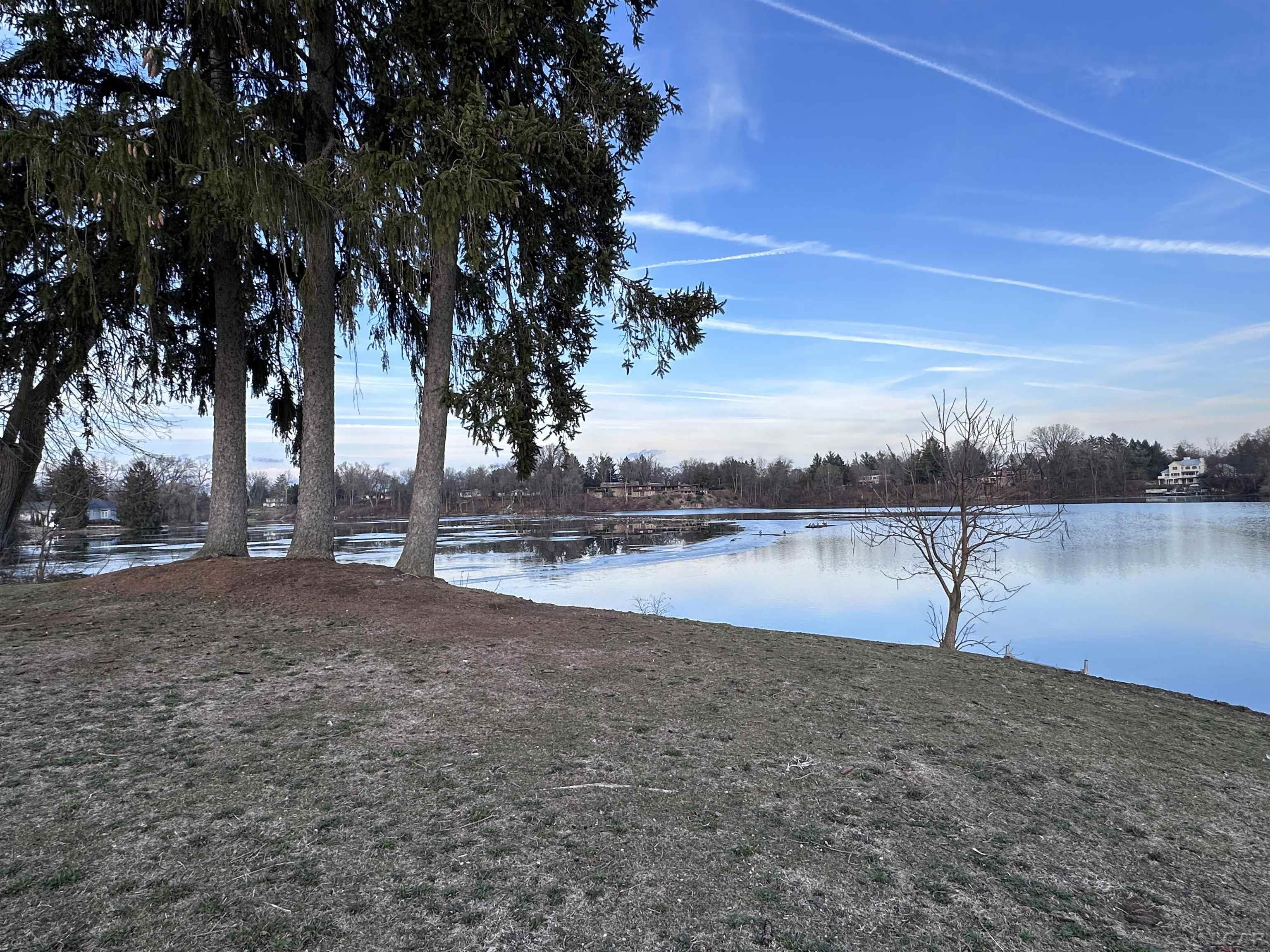 2075 Ballenberger Road Adrian, MI 49221 - Photo 38 of 40 50162838-8d3eadd0-fc93-4399-822c-a563bfcd38de.JPG
