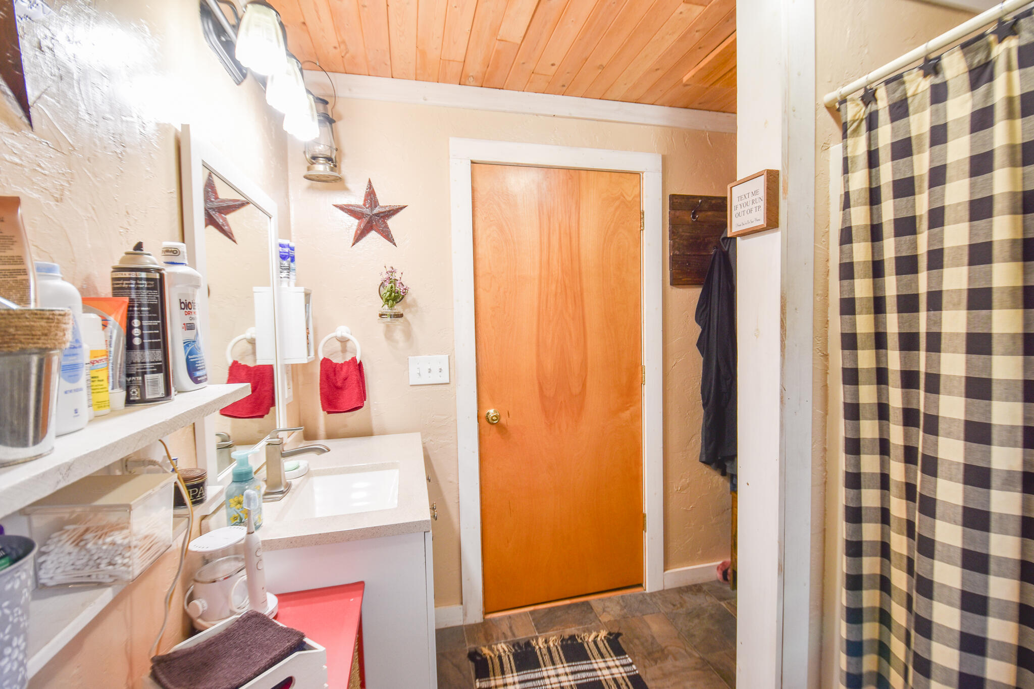 2320 Hemlock Road Quincy, MI 49082 - Photo 25 of 50 DSC_0060