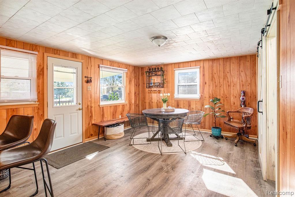 11353 Main Road Fenton, MI 48430 - Photo 10 of 17