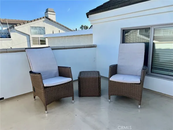 $12,000 | 601 1/2 Poinsettia Avenue, Corona del Mar, CA 92625