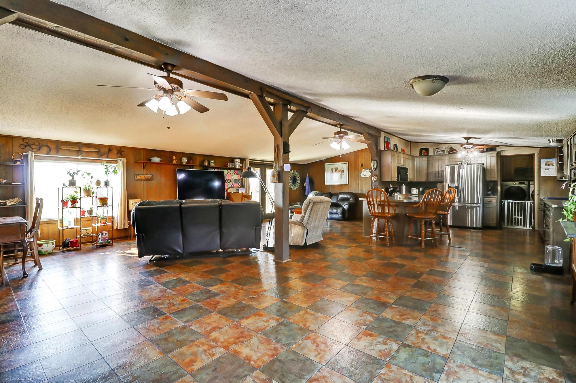 948 Wolfinger Road Marion, OH 43302 - Photo 14 of 55 015