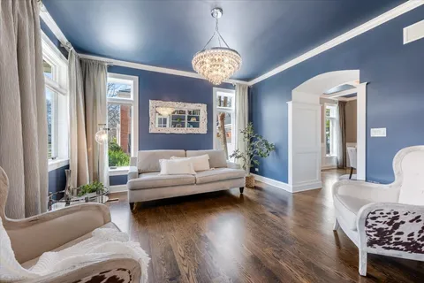 $2,299,000 | 1148 Isabella Street, Wilmette, IL 60091