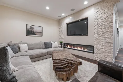 $2,299,000 | 1148 Isabella Street, Wilmette, IL 60091