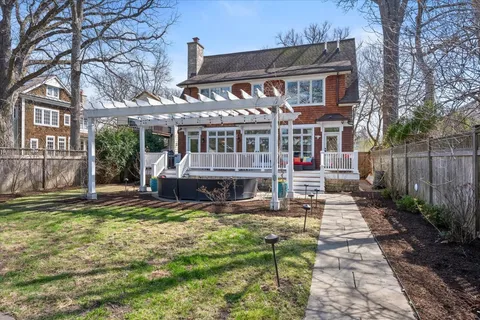 $2,299,000 | 1148 Isabella Street, Wilmette, IL 60091