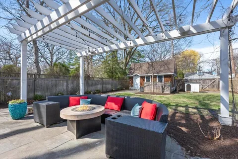 $2,299,000 | 1148 Isabella Street, Wilmette, IL 60091