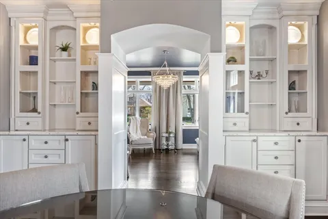 $2,299,000 | 1148 Isabella Street, Wilmette, IL 60091