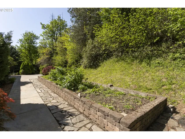 $750,000 | 94 Southeast 46th Drive, Gresham, OR 97080