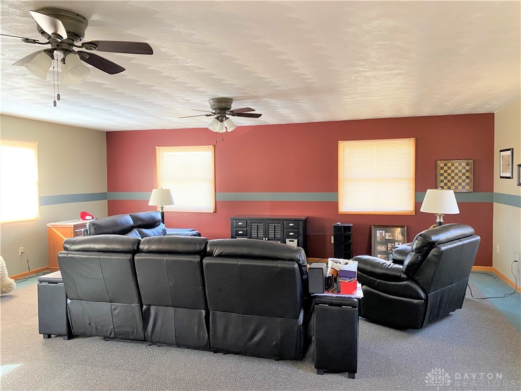 4032 Wagner Road Kettering, OH 45440 - Photo 5 of 33 Gallery Image 5