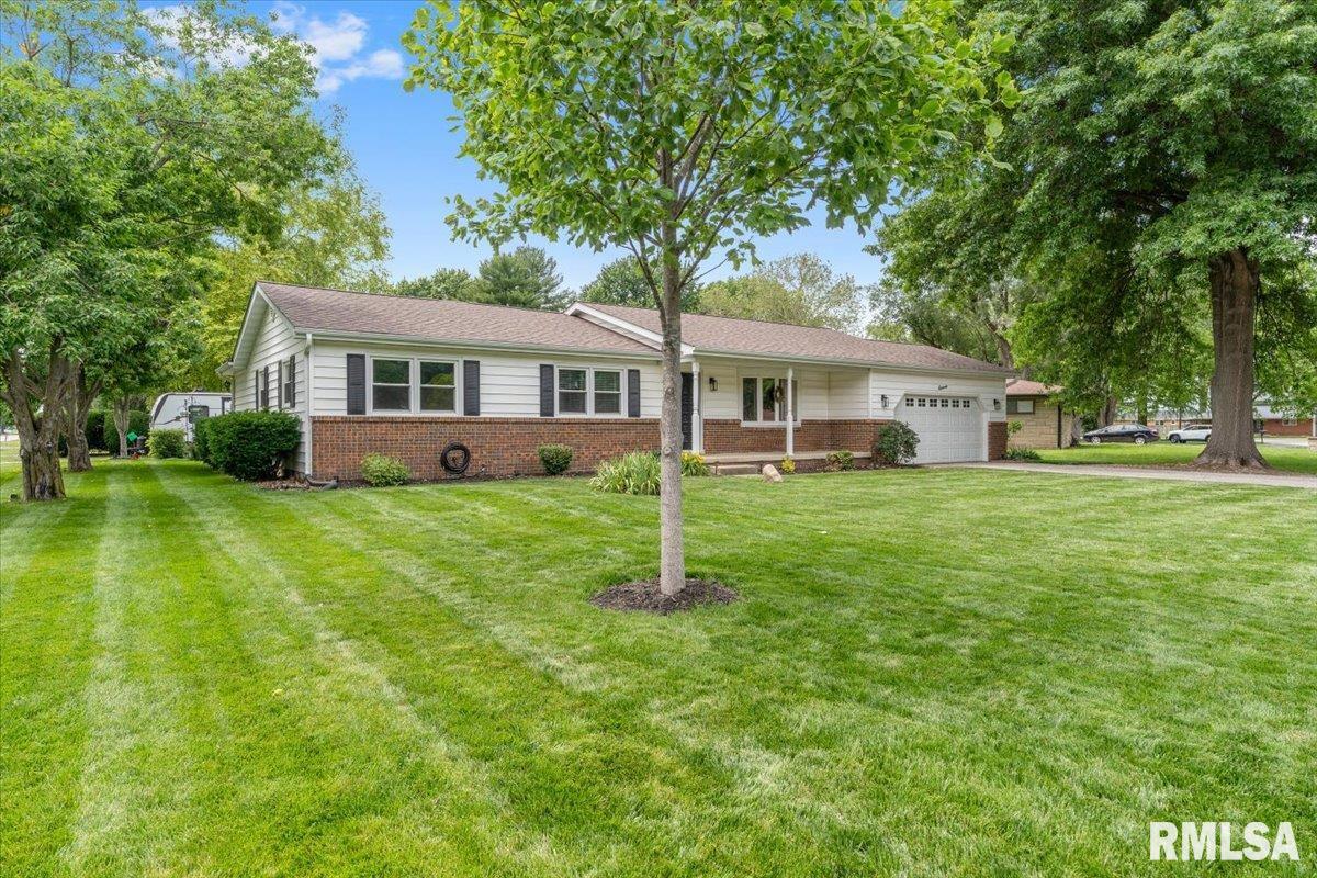 11 Lansing Drive Springfield, IL 62703 - Photo 4 of 39