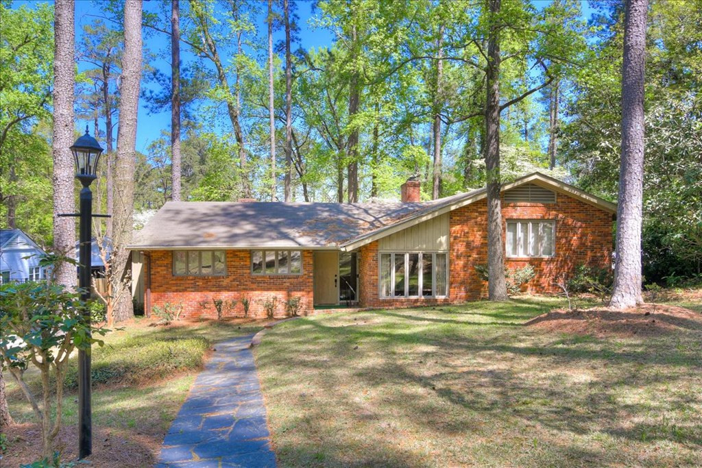 3023 Fox Spring Road Augusta, GA 30909 - Photo 2 of 33