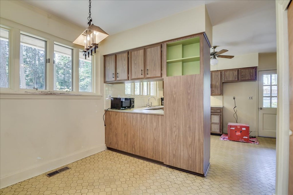 3023 Fox Spring Road Augusta, GA 30909 - Photo 7 of 33
