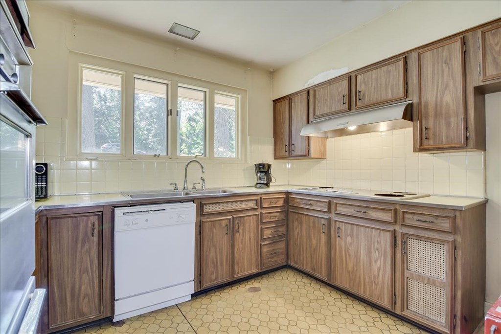 3023 Fox Spring Road Augusta, GA 30909 - Photo 10 of 33