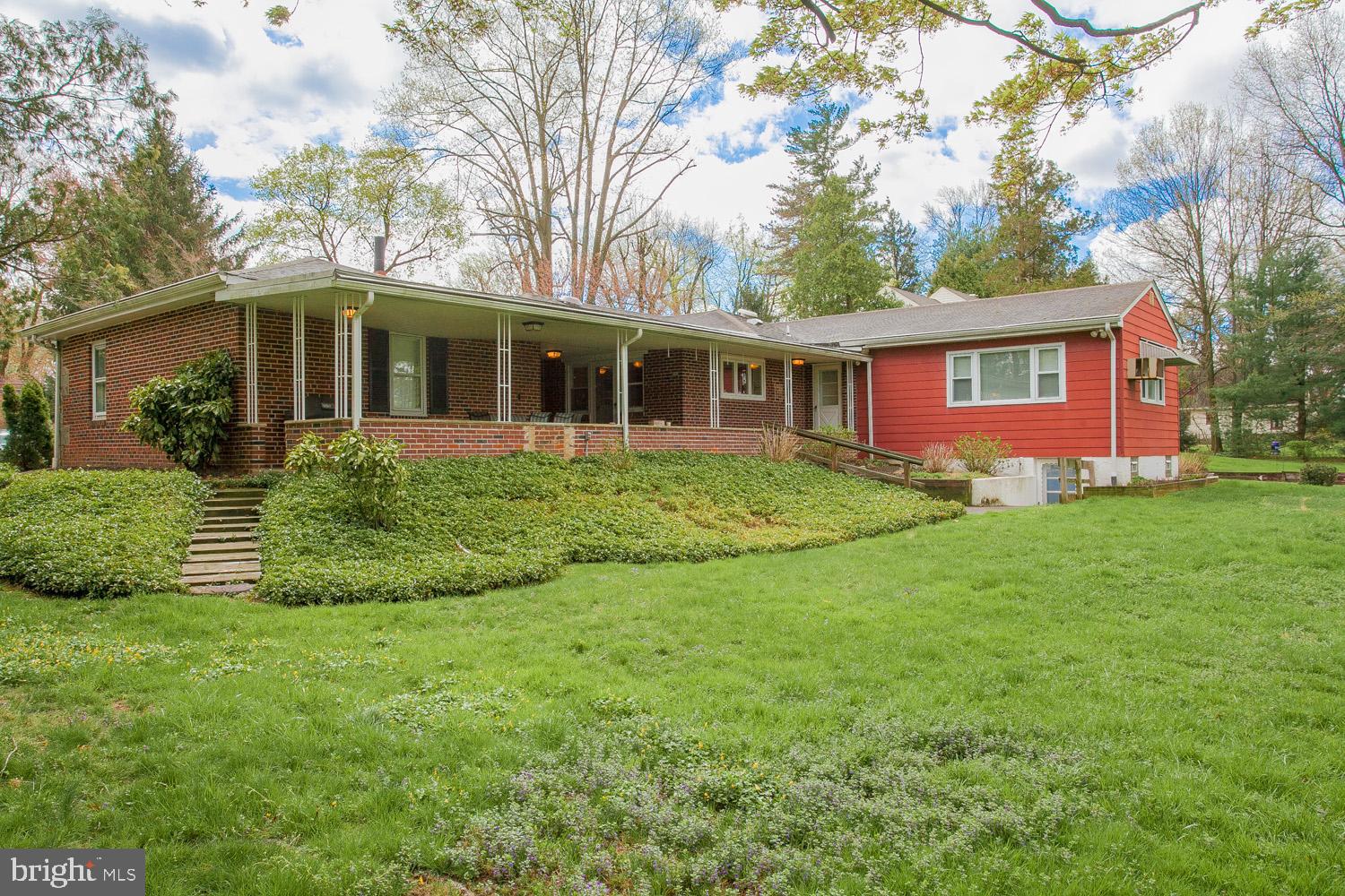 1436 Huntingdon Road Abington, PA 19001 - Photo 2 of 20