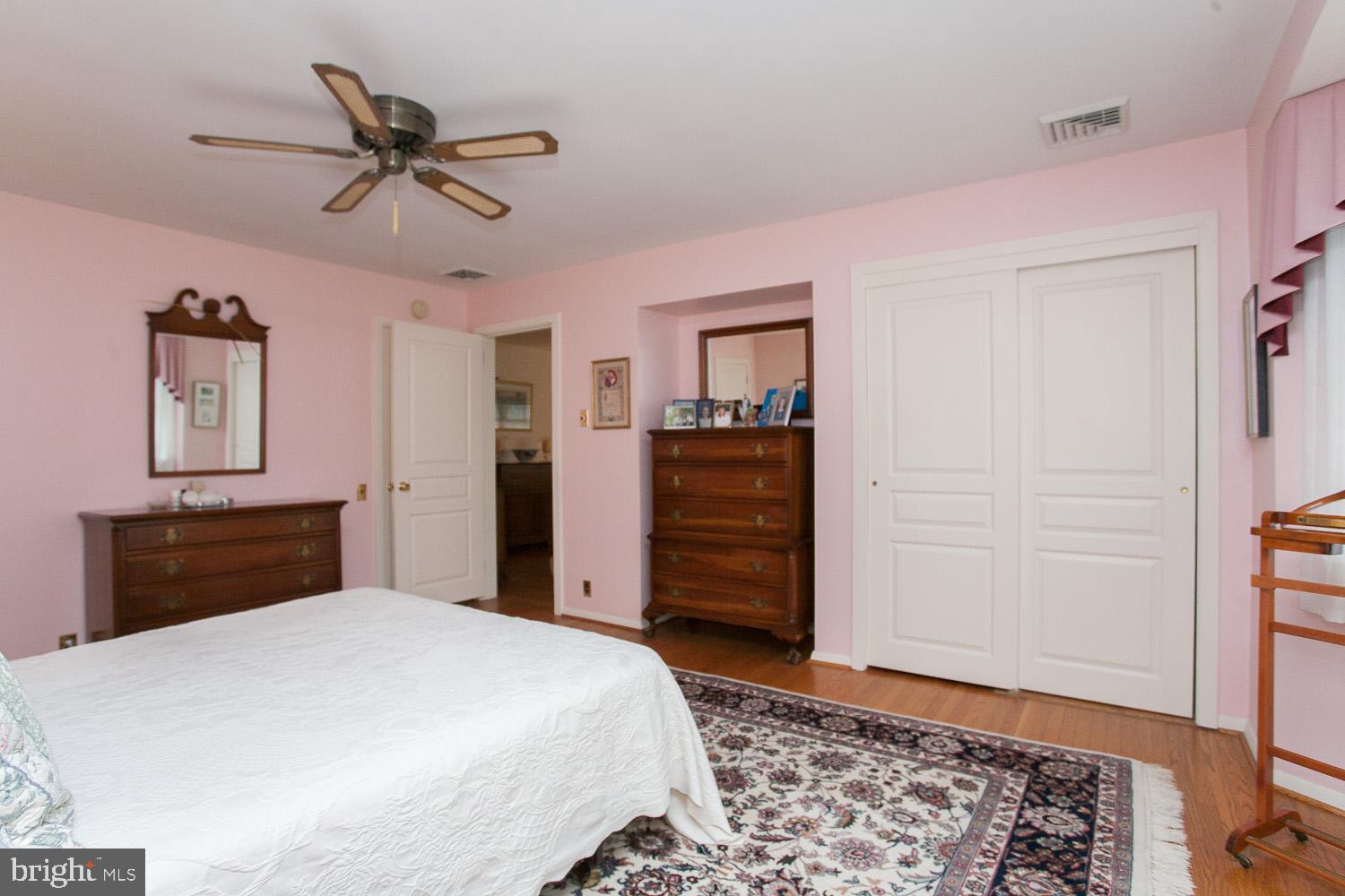 1436 Huntingdon Road Abington, PA 19001 - Photo 13 of 20